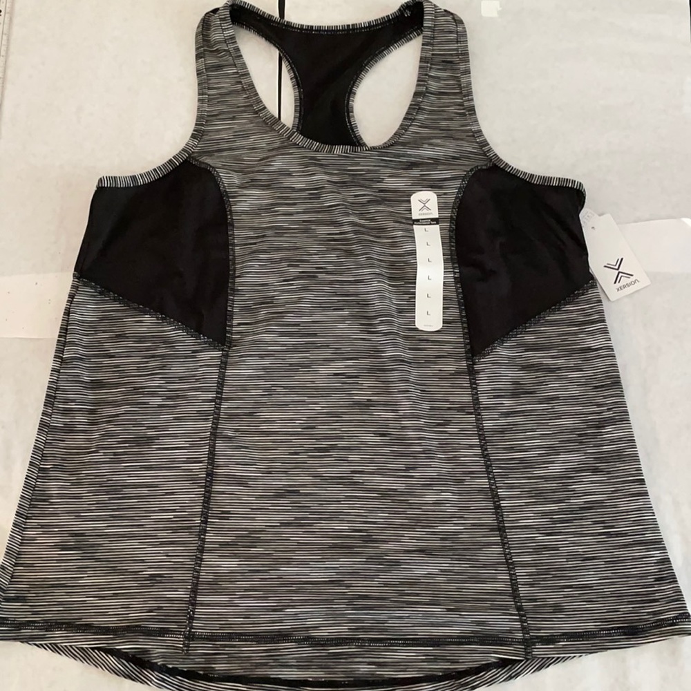 “Xersion” Workout Tank Top!